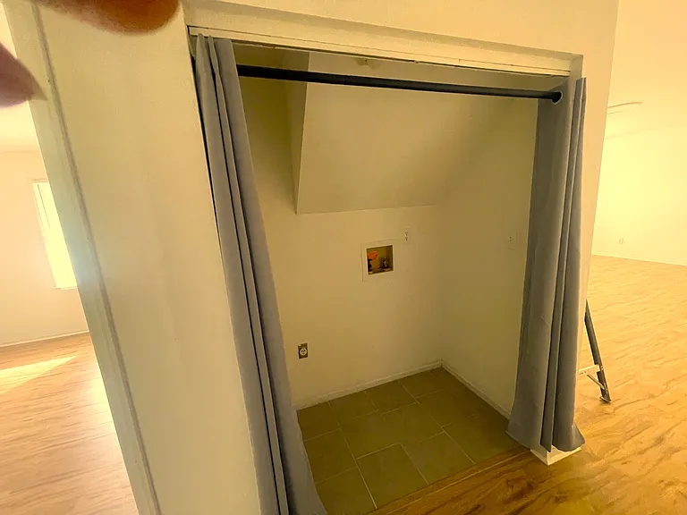 712 Troy Trl — Photo 9