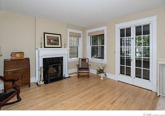 3rd image of 930 N Humboldt St APT 2