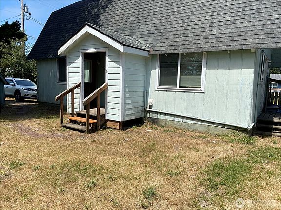 2nd image of 27006 RIDGE Avenue