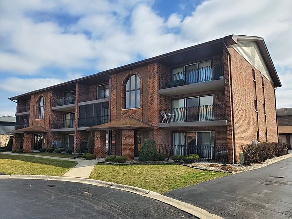 2nd image of 8207 Millstone Dr APT 3B