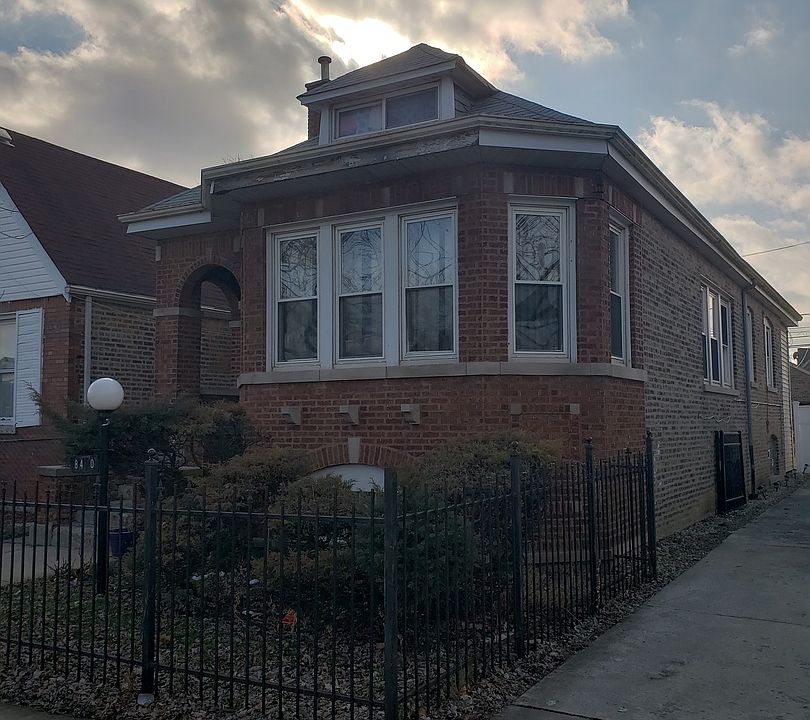 1st image of 8430 S Hermitage Ave