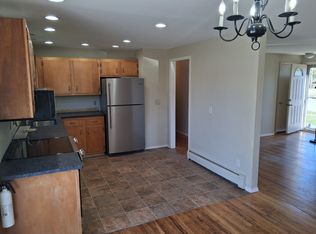 288 Ring Dr, Groton, CT 06340