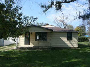 5537 N Clover Elm Dr, Fairland, IN