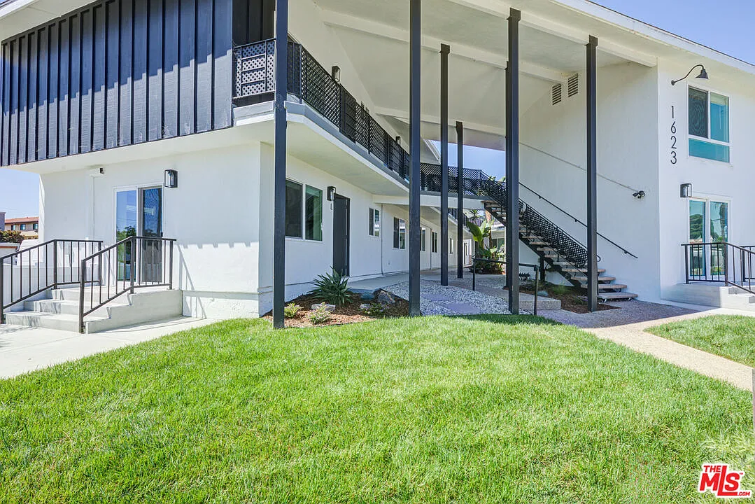 Building Photo - 1623 Arlington Ave #K