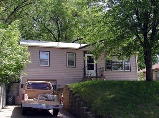 2233 Walton Ave, Council Bluffs, IA 51503