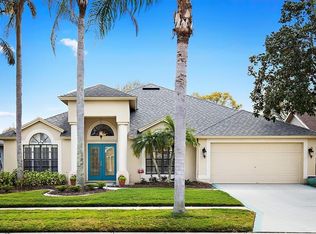 1405 Ventana Dr, Ruskin, FL 33573
