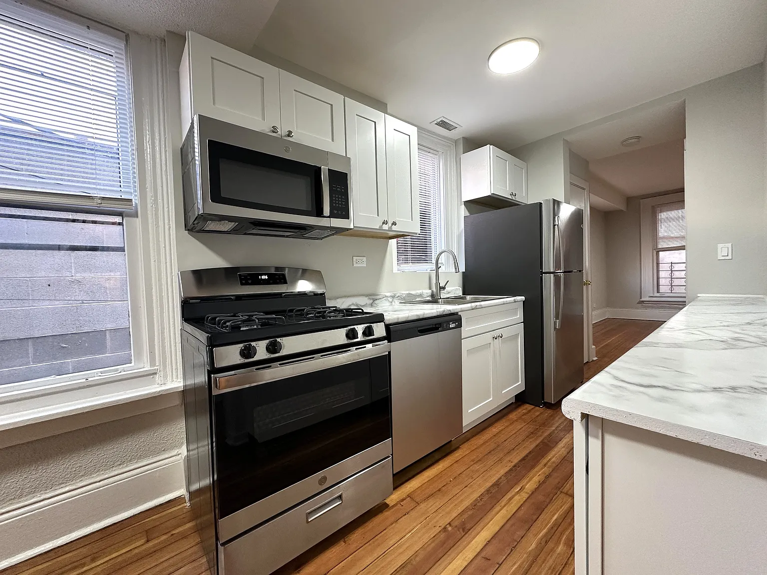 2052 N Dayton St — Photo 1