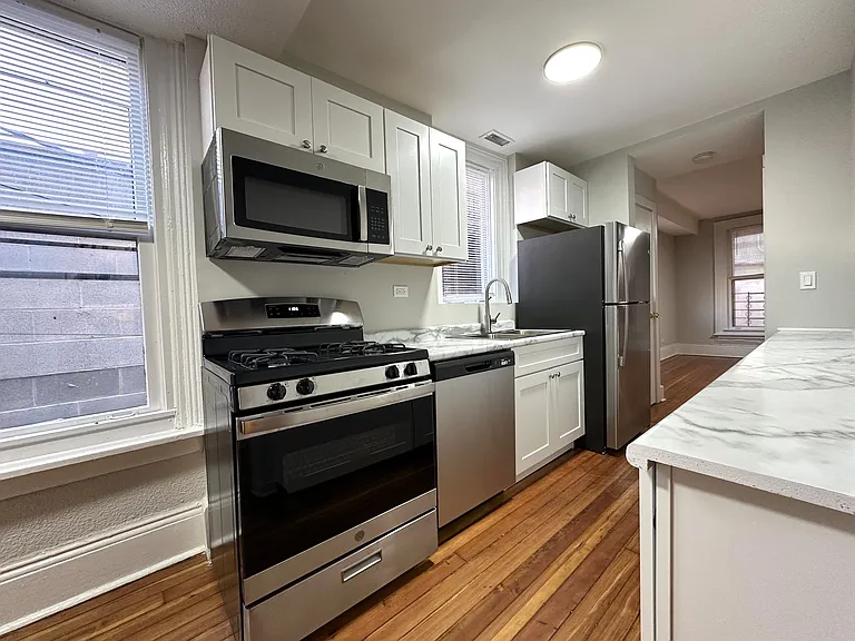 2052 N Dayton St — Photo 1