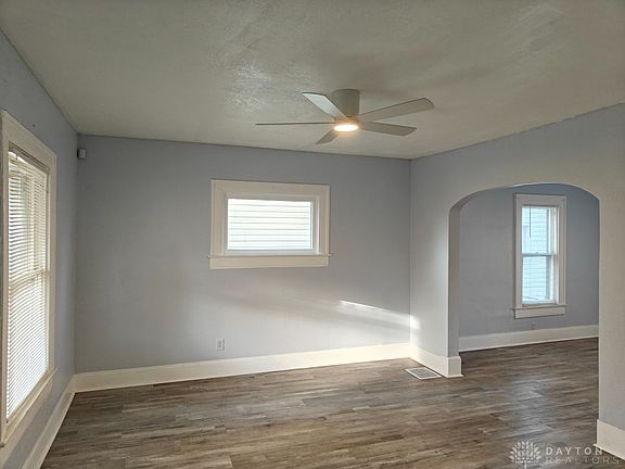 2nd image of 58 Hallwood Ave