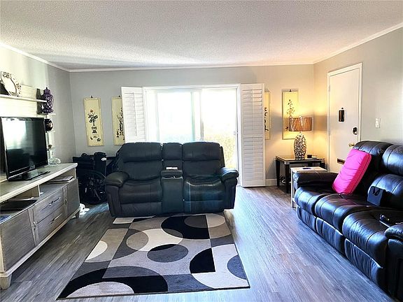 4th image of 1500 Gay Rd APT 24-B