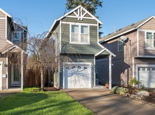 8805 N Burrage Ave, Portland, OR 97217