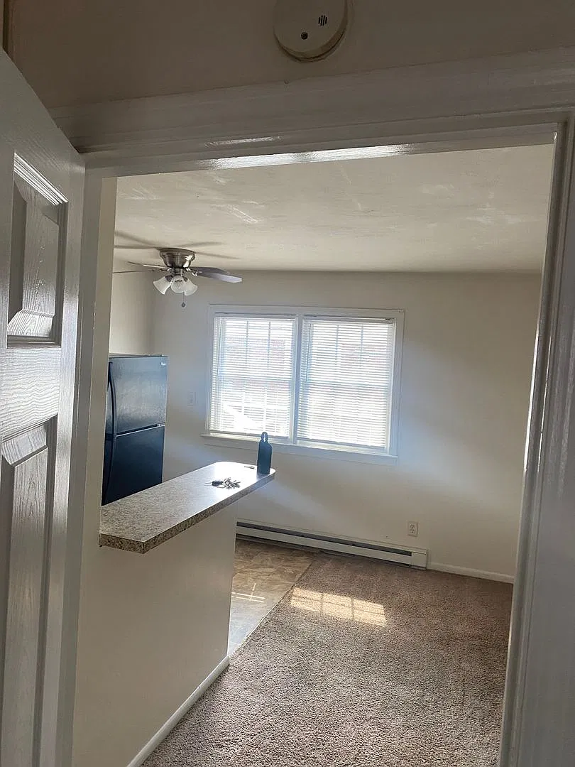 350 Fort Worth Ave — Photo 4