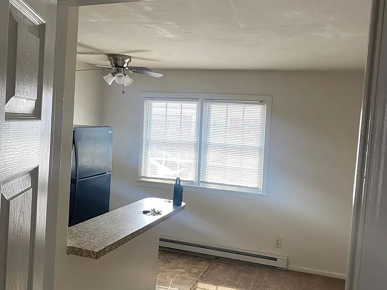 350 Fort Worth Ave — Photo 4