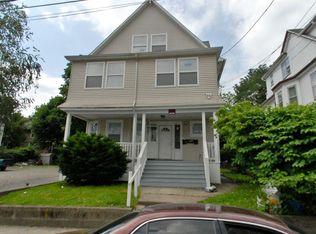 125-127 Catherine St, Bridgeport, CT 06604