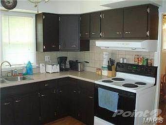 5th image of 415 State St