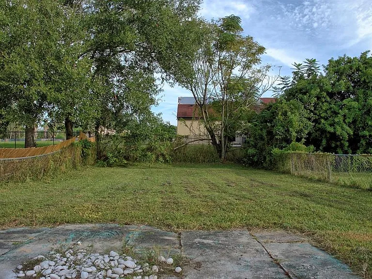 6003 Oleander Dr — Photo 18