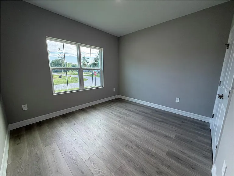 1100 Homer St NW — Photo 14