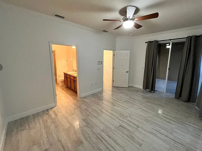 3641 Titanic Cir — Photo 15