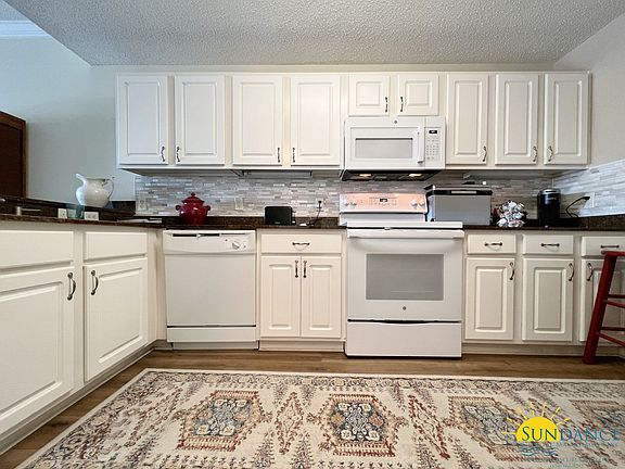 3rd image of 321 Bream Ave Unit 504