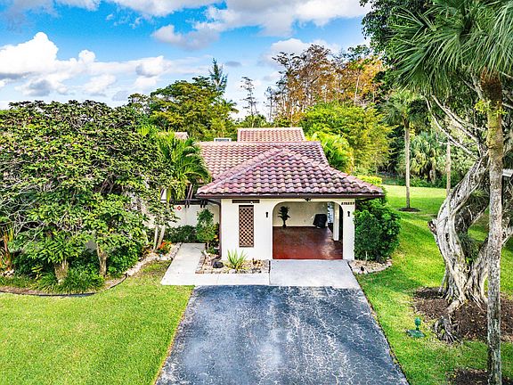 4th image of 21720 Arriba Real #37-B