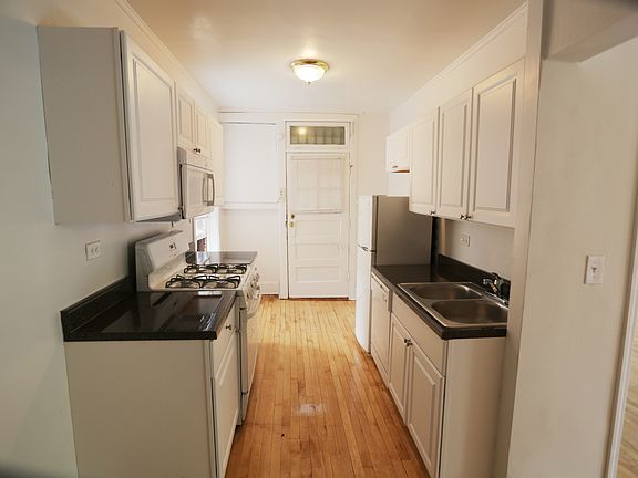 3rd image of 810 Sherman Ave APT 3