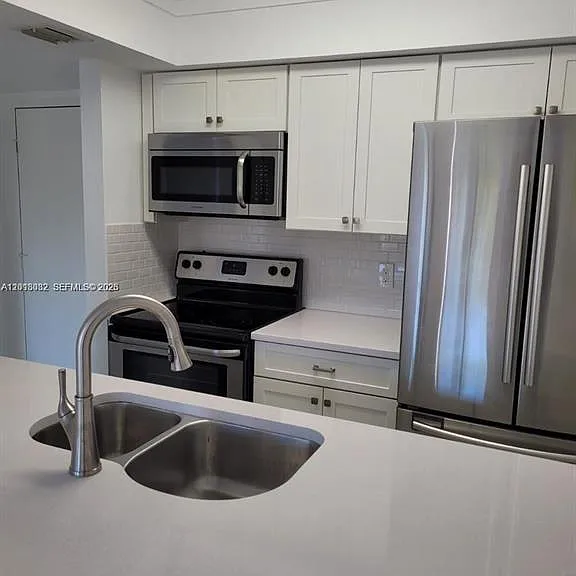 10001 W Atlantic Blvd — Photo 4