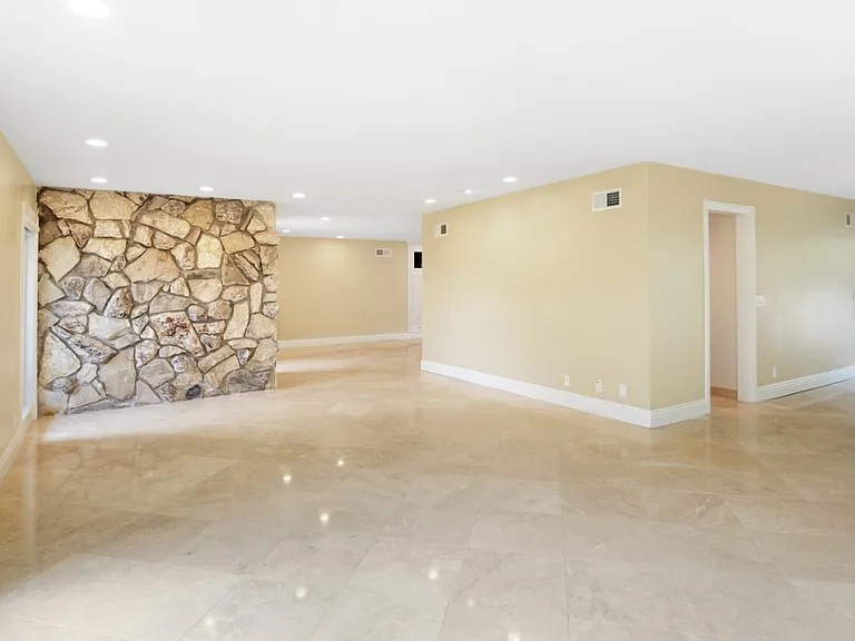 32722 Seven Seas Dr — Photo 3