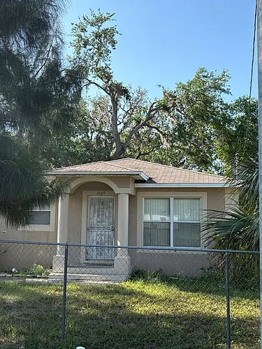2609 E Emma St Photo 1