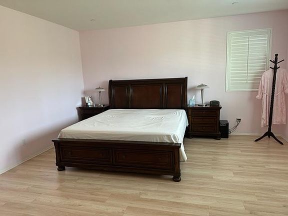 4th image of 17053 Cantlay St