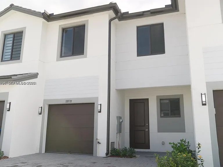 18970 SW 345th Ter #0 — Photo 2