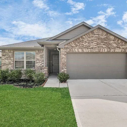 3 bed, 2.0 bath, 1807 sqft, $2,195 — Photo 2