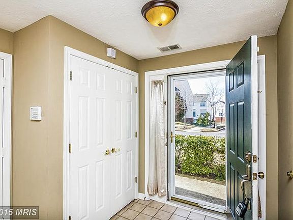 4th image of 9802 Woodyard Cir