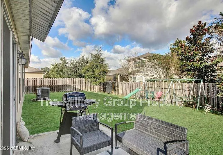 3538 Martin Lakes Dr — Photo 19