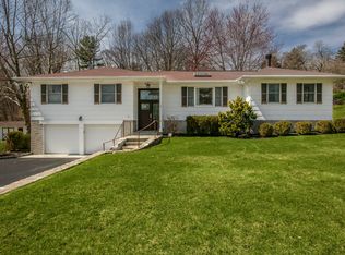 3 Reeback Dr, Ossining, NY 10562