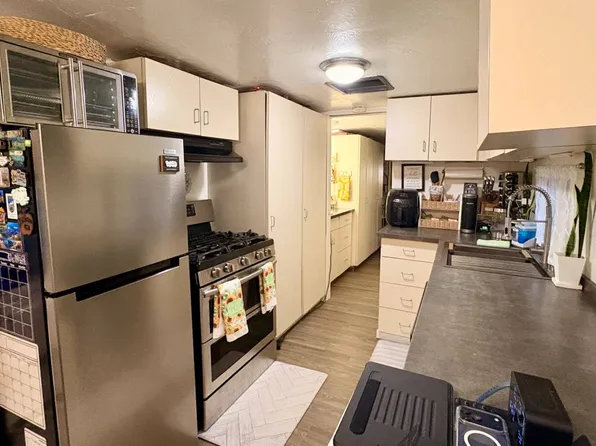 25484 Lake Wohlford Rd #C2, Escondido, CA 92027