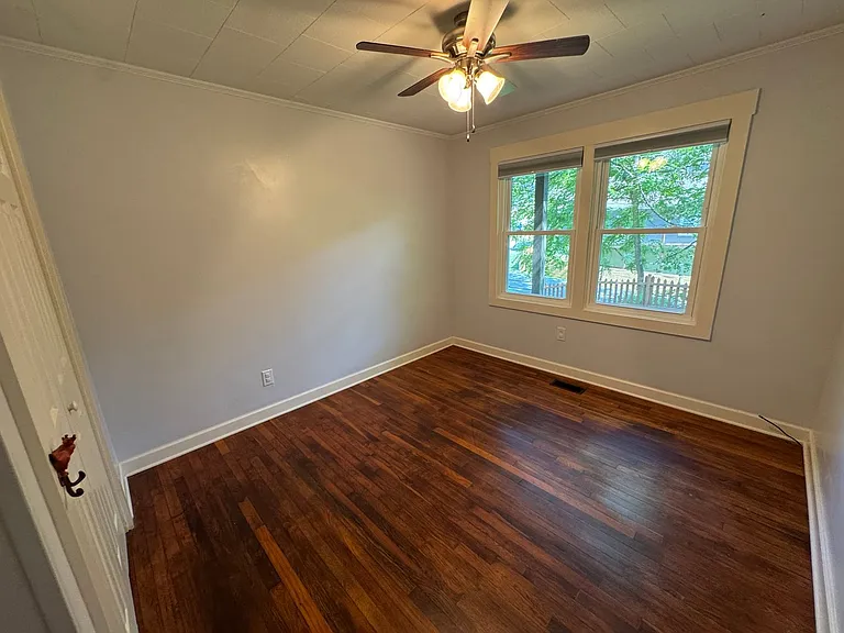 125 Raleigh Ave — Photo 19