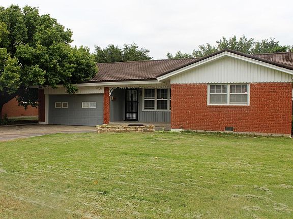 2nd image of 3007 Mockingbird Ln
