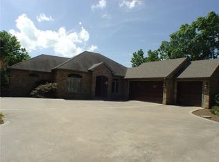 29 Stonehaven Dr, Bella Vista, AR 72715