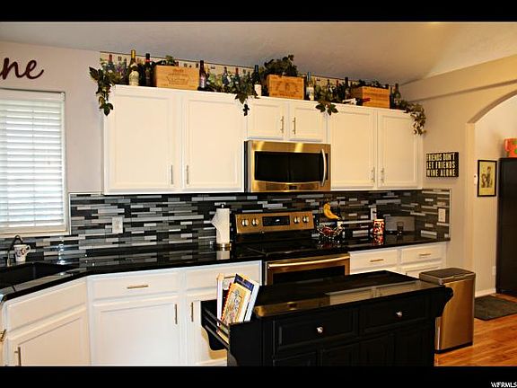 3rd image of 9314 S Welby Hills Dr