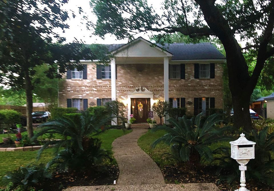 1st image of 15506 Gettysburg Dr