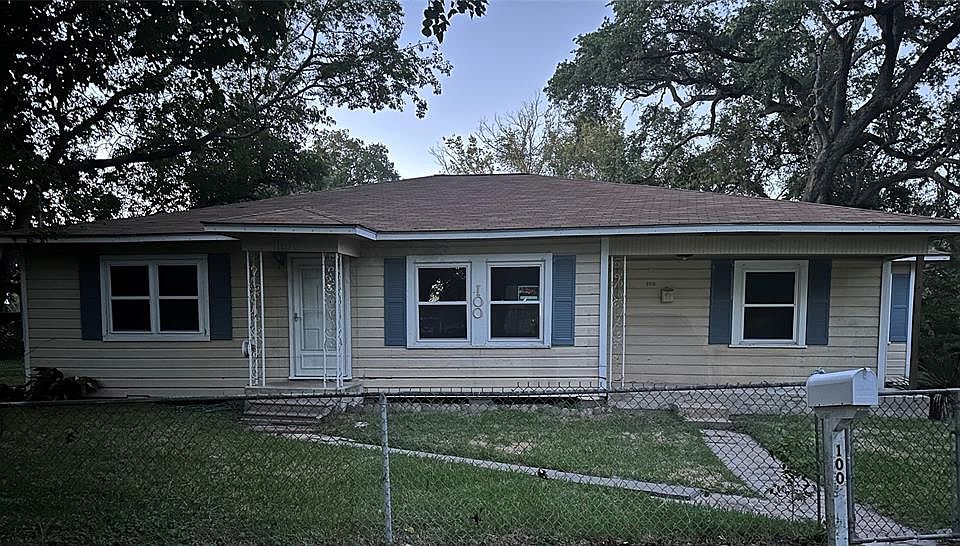 100 Brockman Rd, Clute, TX 77531 MLS 27720010 Zillow