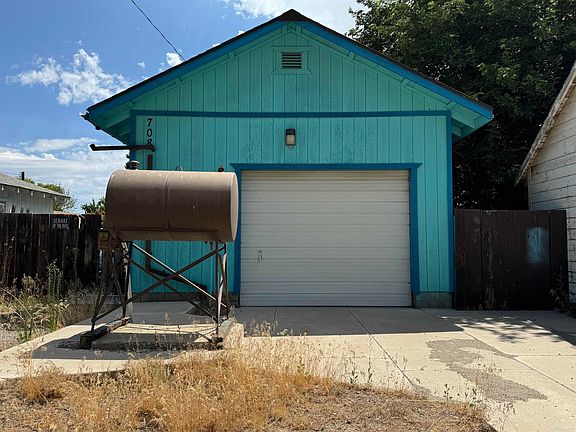 2nd image of 708 Shasta St