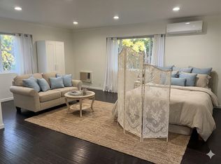 670 Lombardy Pl, San Marino, CA 91108