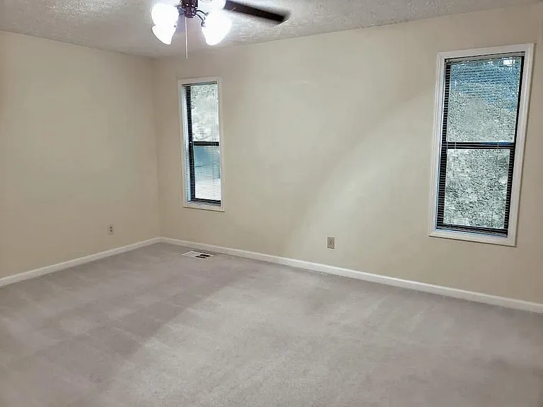 10630 Colony Glen Dr — Photo 10