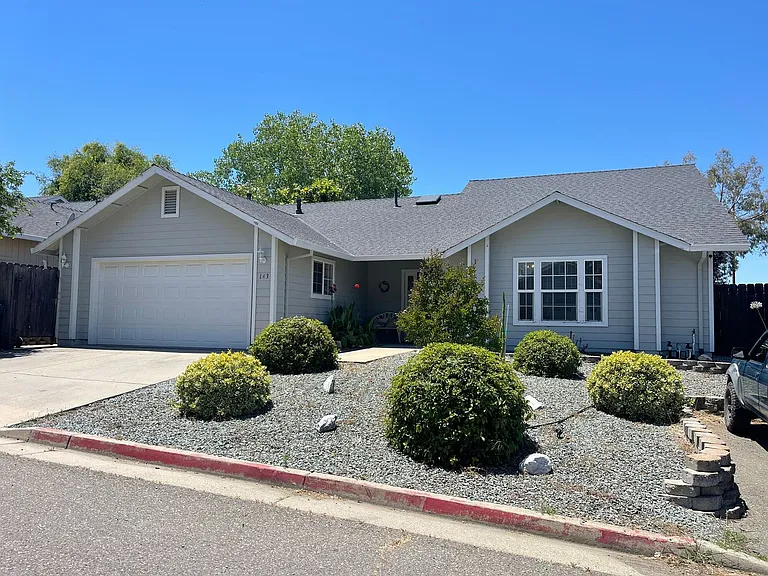 143 Goldenwest Ct — Photo 1