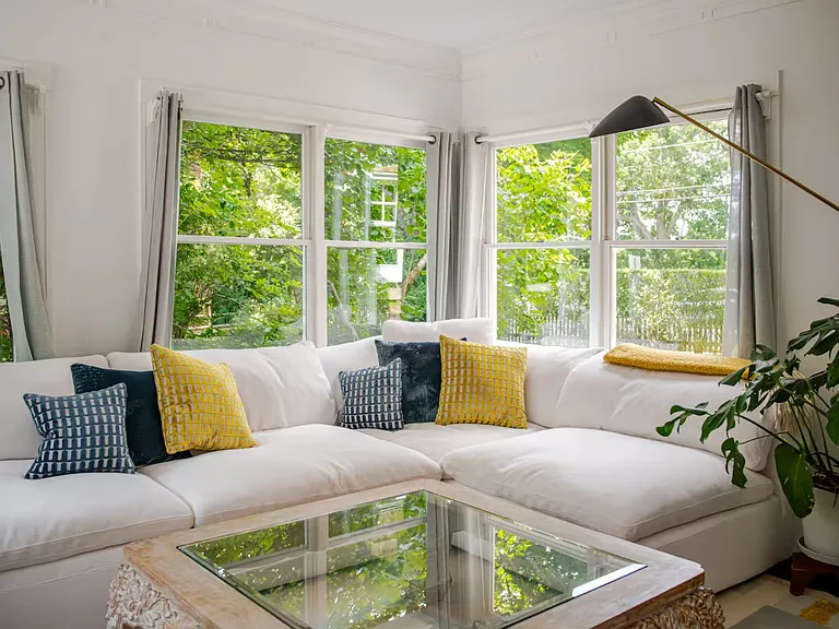 Jermain Ave — Photo 3