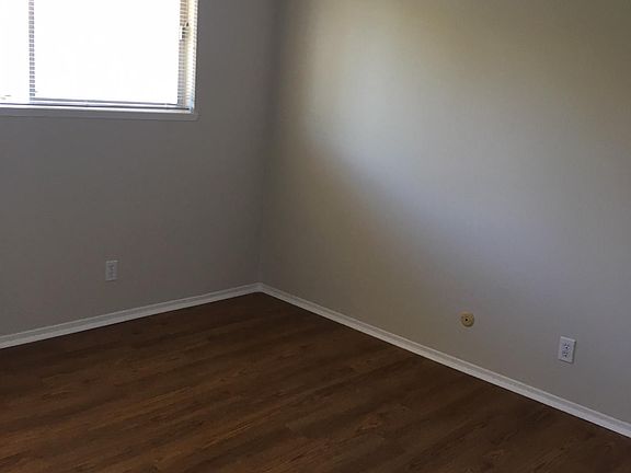 5th image of 250 Curtner Ave #14