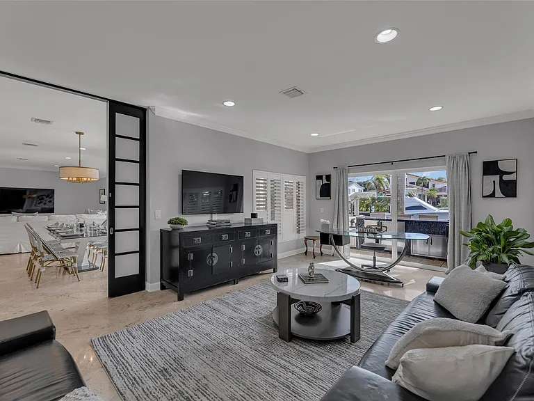 272 Imperial Ln — Photo 17