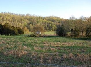 9058 Spring Creek Rd, Cookeville, TN 38506