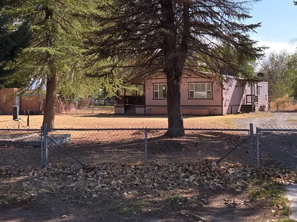 16 Cold Water Rd, Bishop, CA 93514